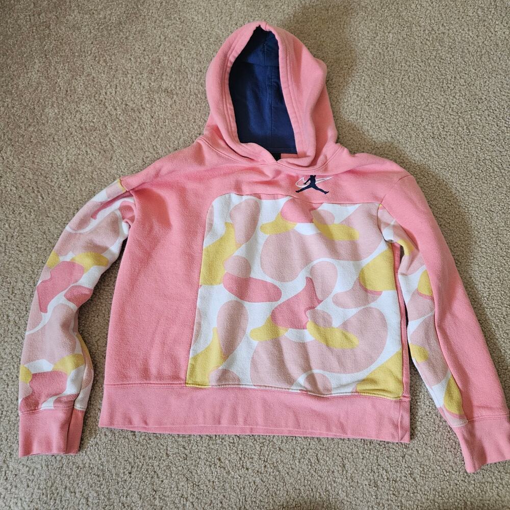 Jordan Kids Outside The Lines Pullover Hoodie (12-13 Big Kid) - Picture 1 of 4
